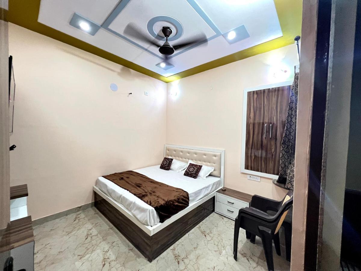 The Orchid Villa Homestay - Walkable Distance From Taj Mahal Agra  Exterior foto
