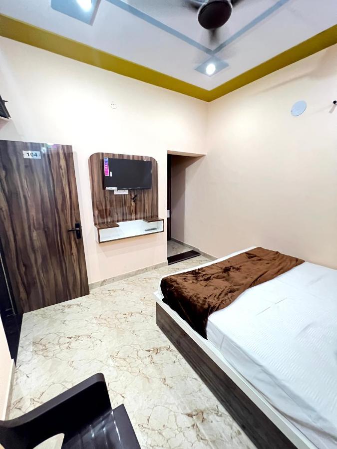The Orchid Villa Homestay - Walkable Distance From Taj Mahal Agra  Exterior foto