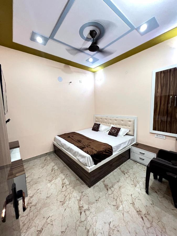 The Orchid Villa Homestay - Walkable Distance From Taj Mahal Agra  Exterior foto