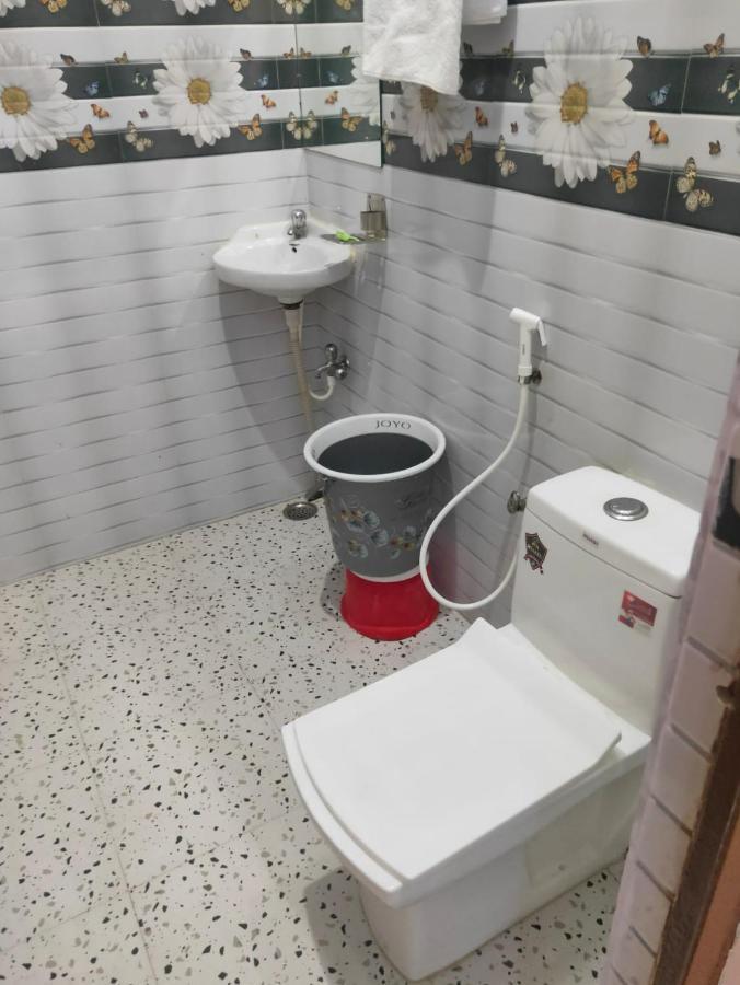 The Orchid Villa Homestay - Walkable Distance From Taj Mahal Agra  Exterior foto